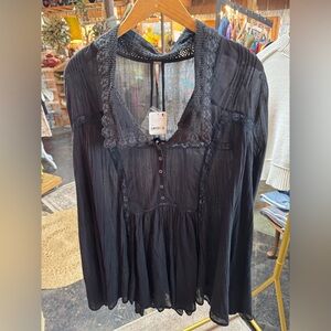 Free People Black Sheer Lace Boho Peasant Blouse NWT XS